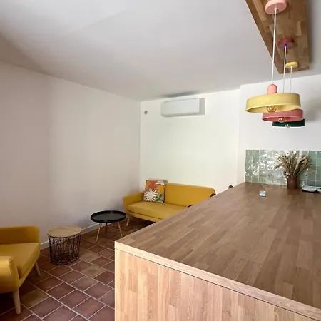 Сasa de vacaciones La Petite Blanchardiere, Avec Piscine
